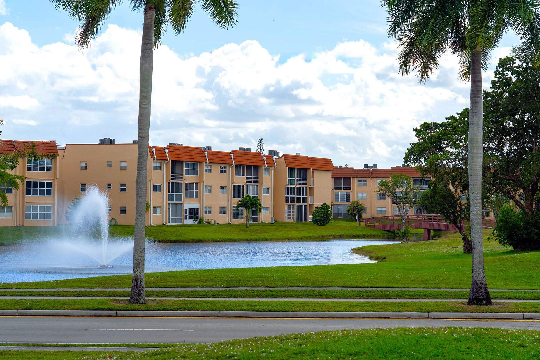 9061 Sunrise Lakes Boulevard 109, Sunrise, FL 33322, Sunrise