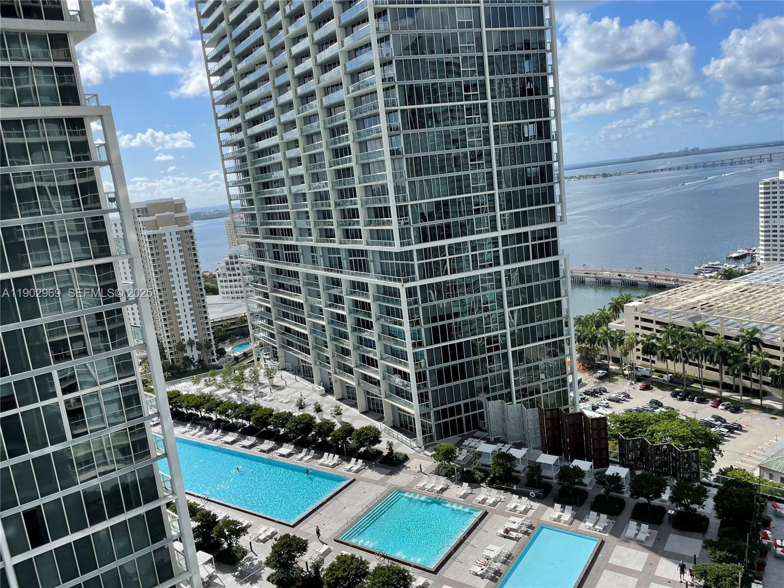 485 Brickell Avenue 2602 — photo 2