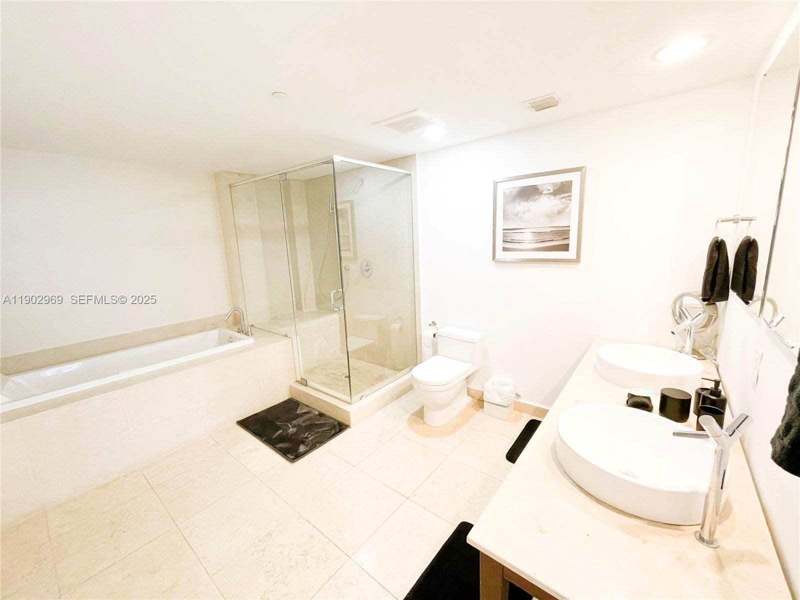 485 Brickell Avenue 2602 — photo 11