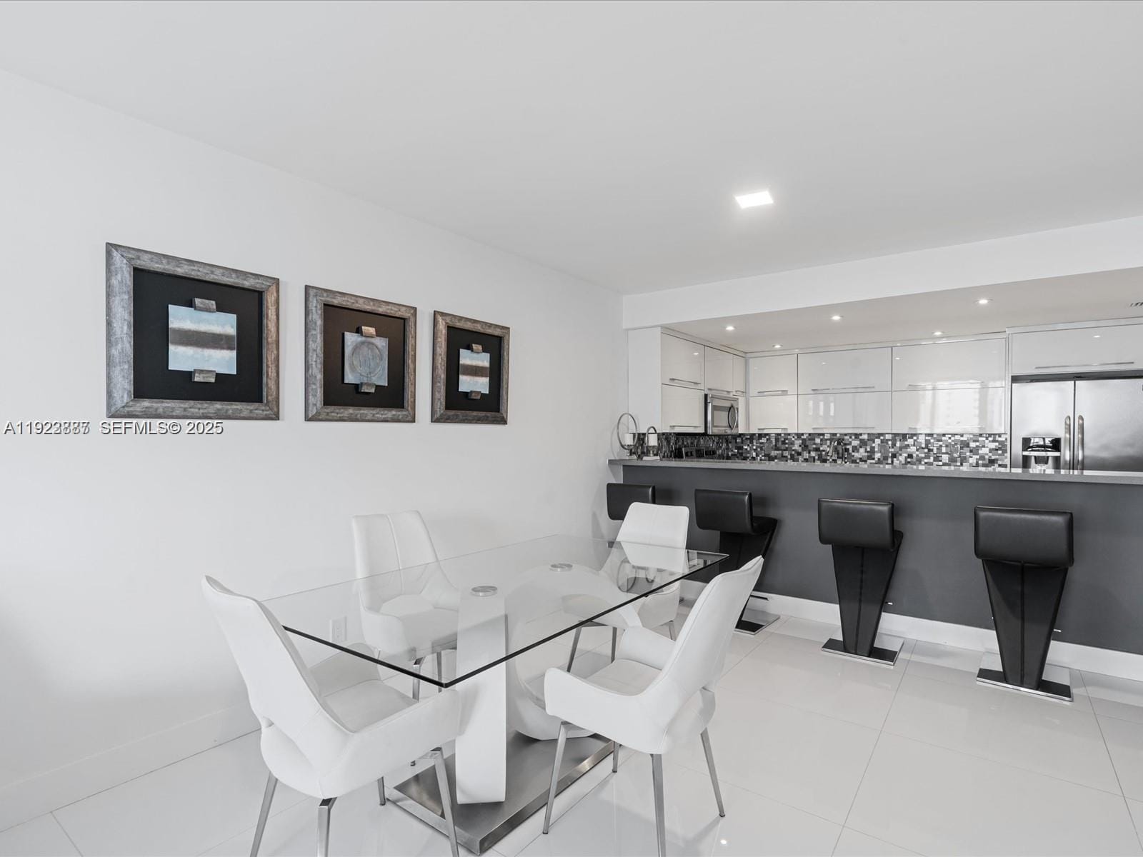 19370 E Collins Avenue 627, Sunny Isles Beach, FL 33160 photo 4