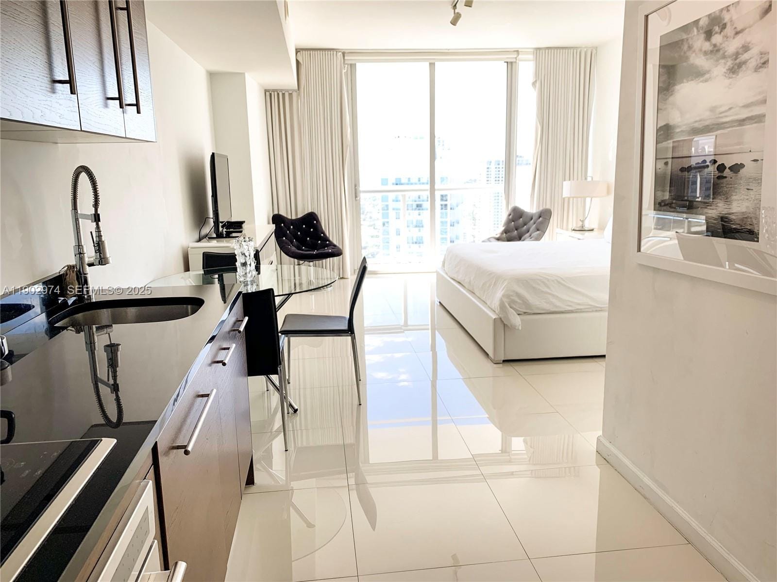 485 Brickell Avenue 4305, Miami, FL 33131 photo 4