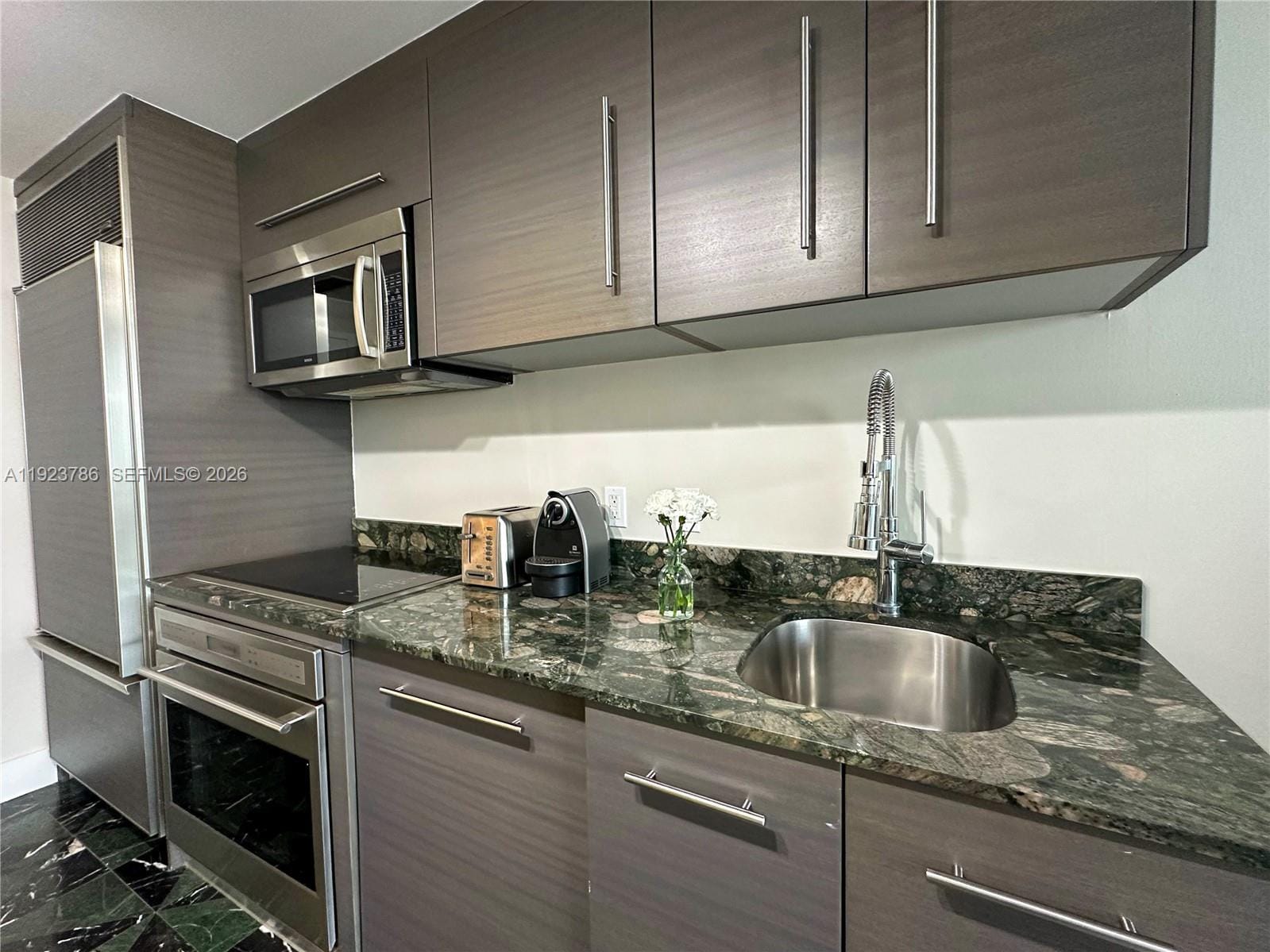 485 Brickell Avenue 4405, Miami, FL 33131 photo 11