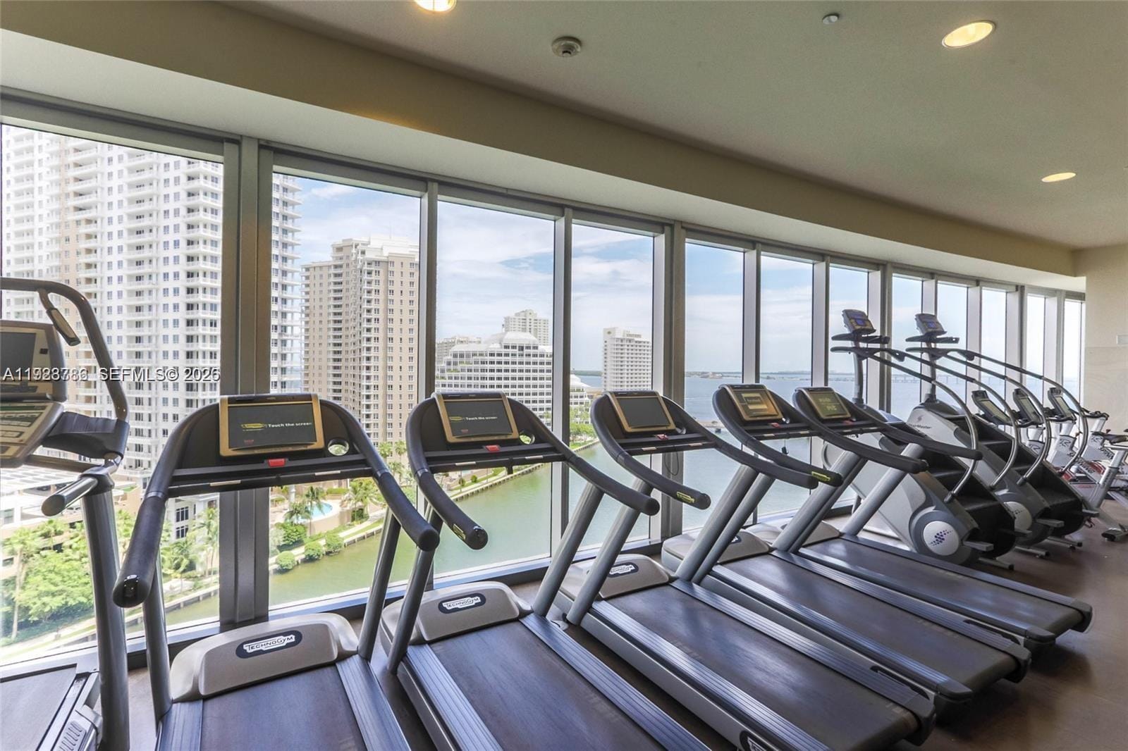 485 Brickell Avenue 4405, Miami, FL 33131 photo 28