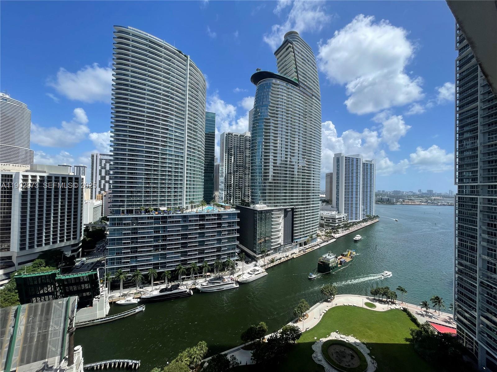 485 Brickell Avenue 2203, Miami, FL 33131, Miami