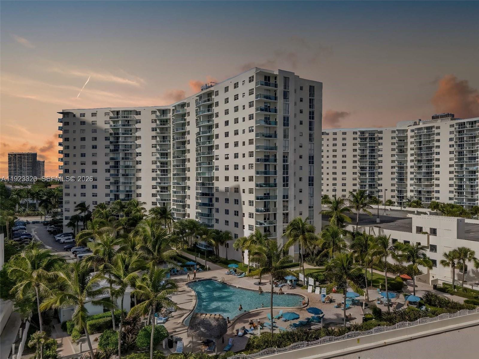 3901 S Ocean Drive 10L, Hollywood, FL 33019