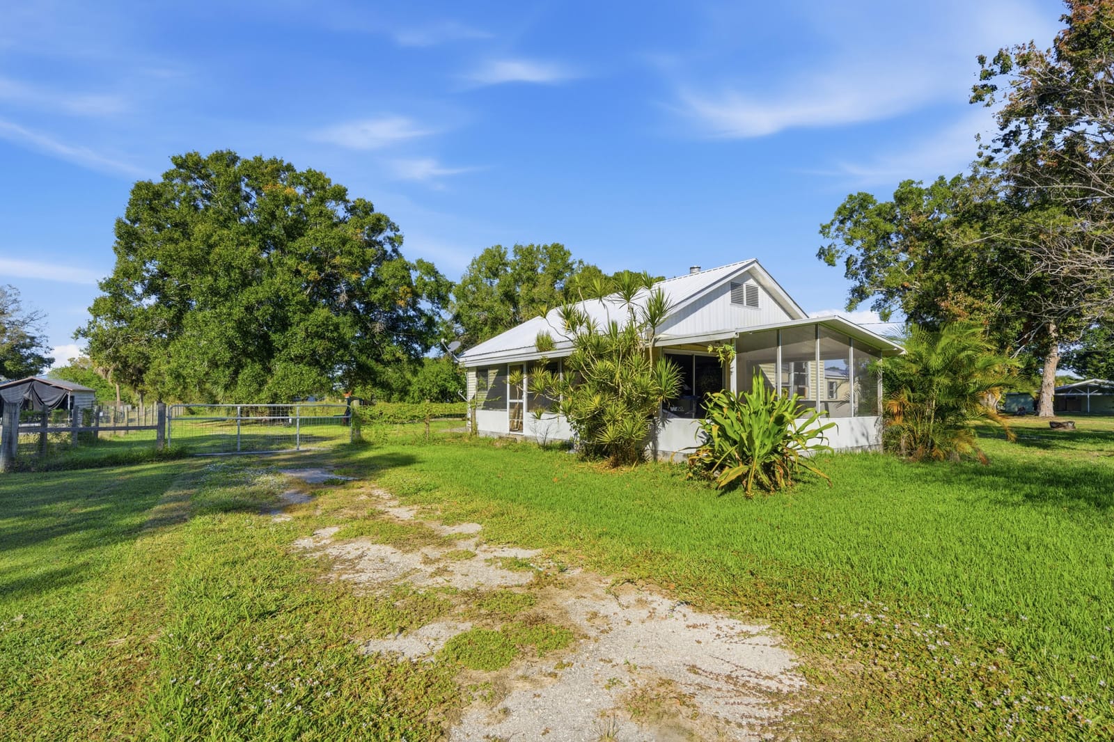 3765 SW 13th Terrace, Okeechobee, FL 34974 photo 9
