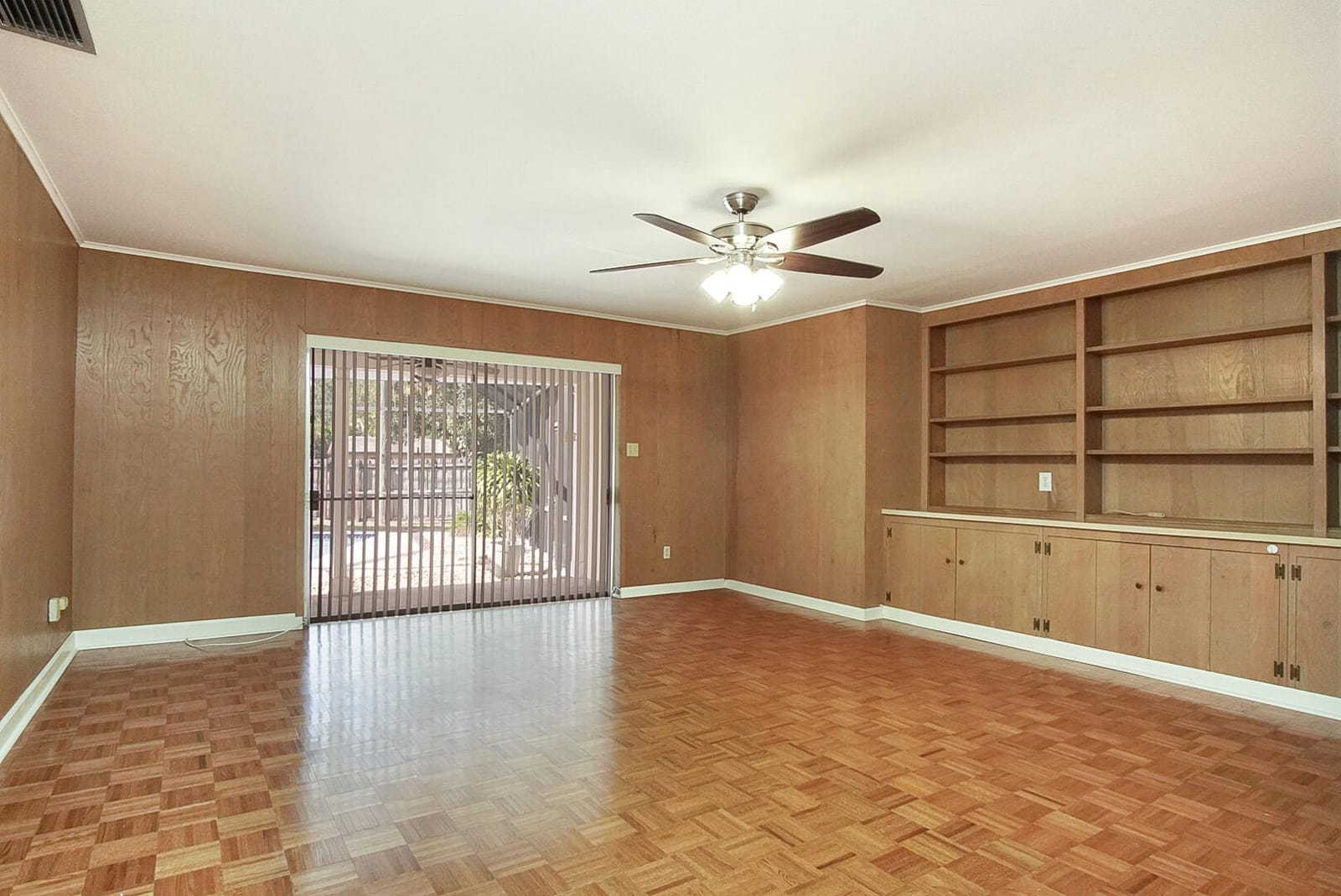 2717 Sunrise Boulevard — photo 6