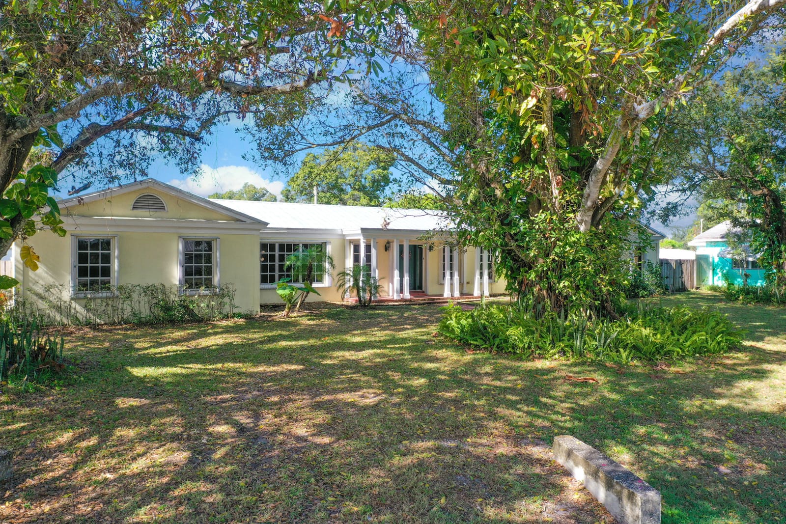 2717 Sunrise Boulevard — photo 2