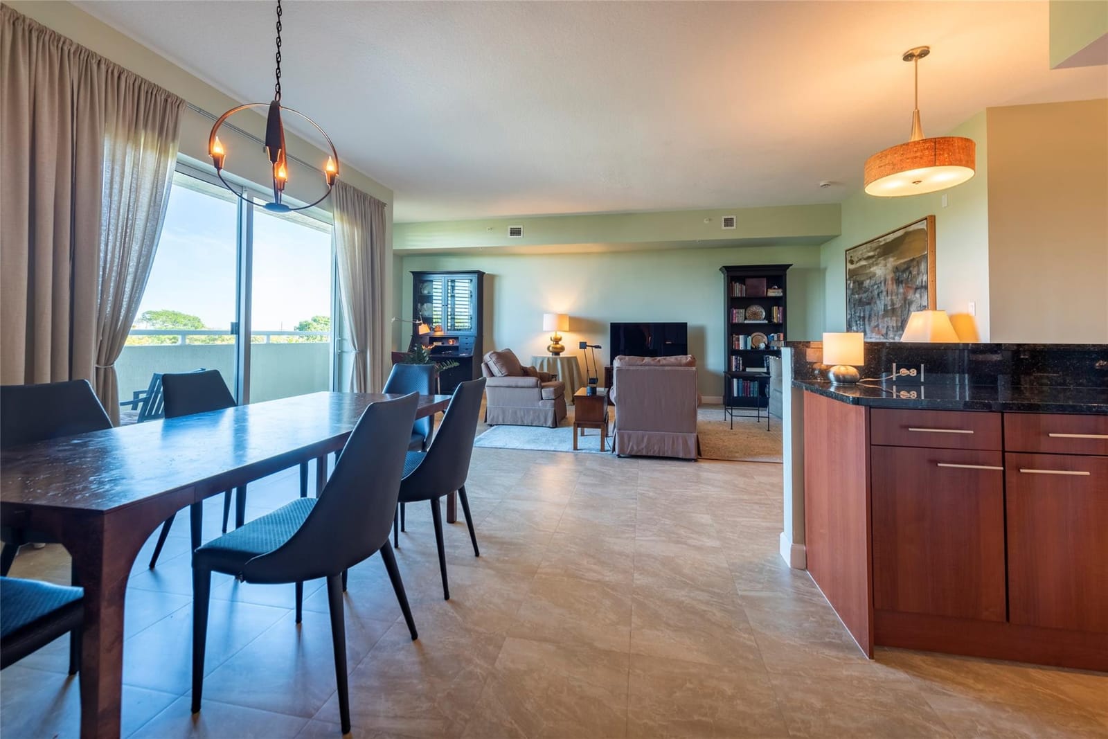 2301 Wilton Drive R409 — photo 12