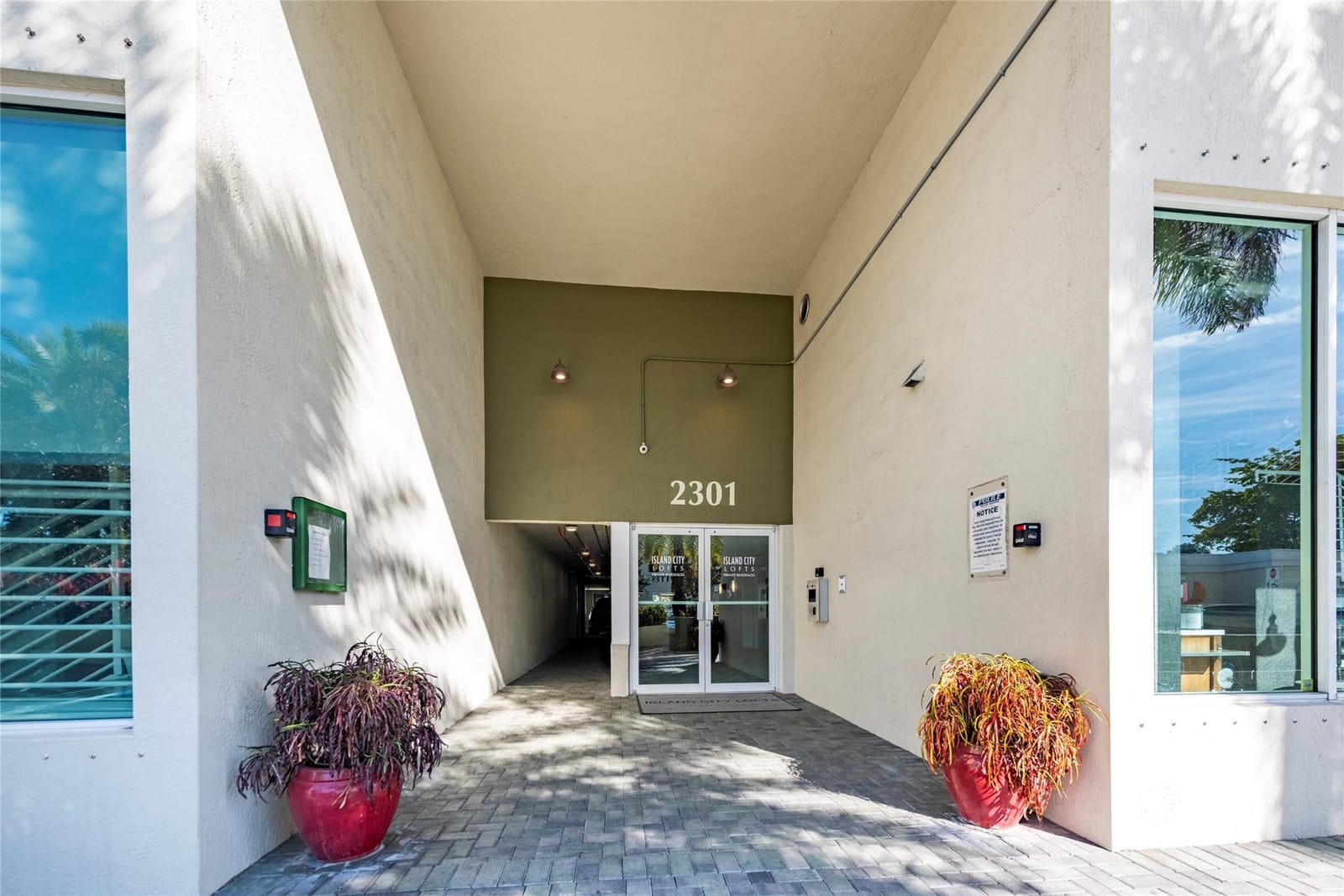 2301 Wilton Drive R409, Wilton Manors, FL 33305 photo 24