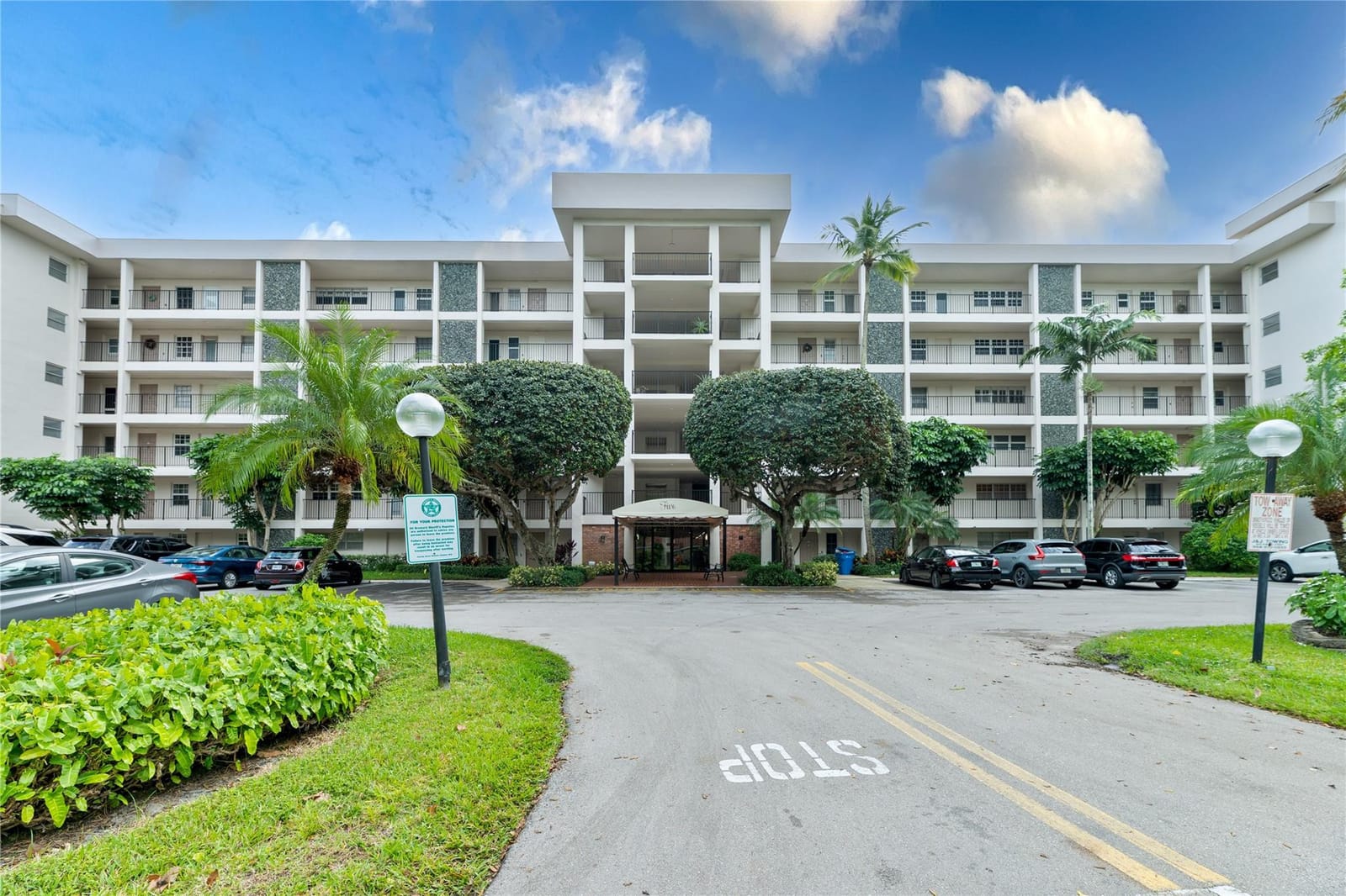 2950 N Palm Aire Drive 401, Pompano Beach, FL 33069 photo 29