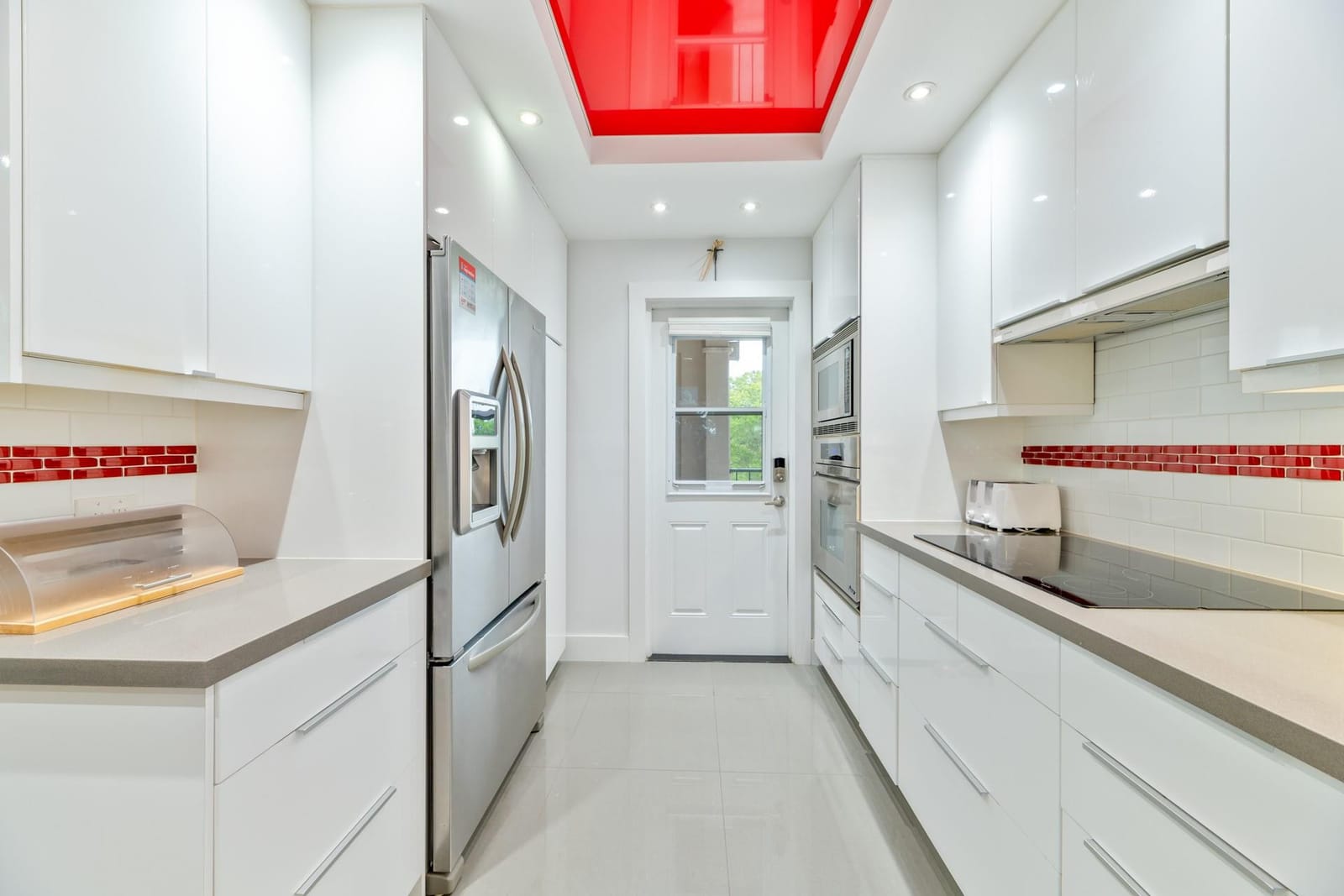 2950 N Palm Aire Drive 401 — photo 5
