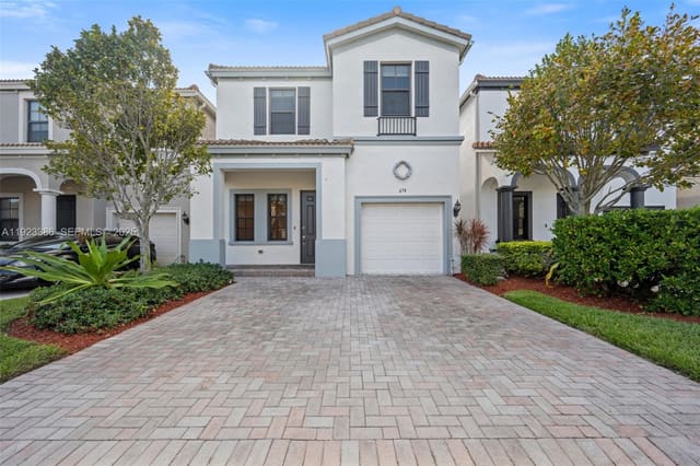 674 NE 191st Terrace, Miami, FL 33179