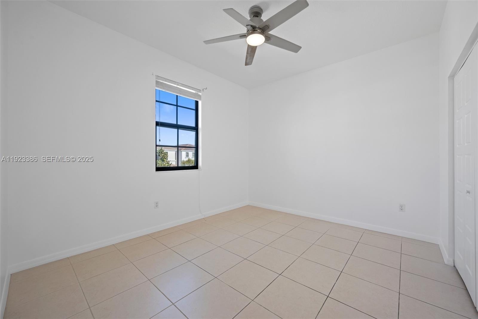 674 NE 191st Terrace, Miami, FL 33179 photo 18