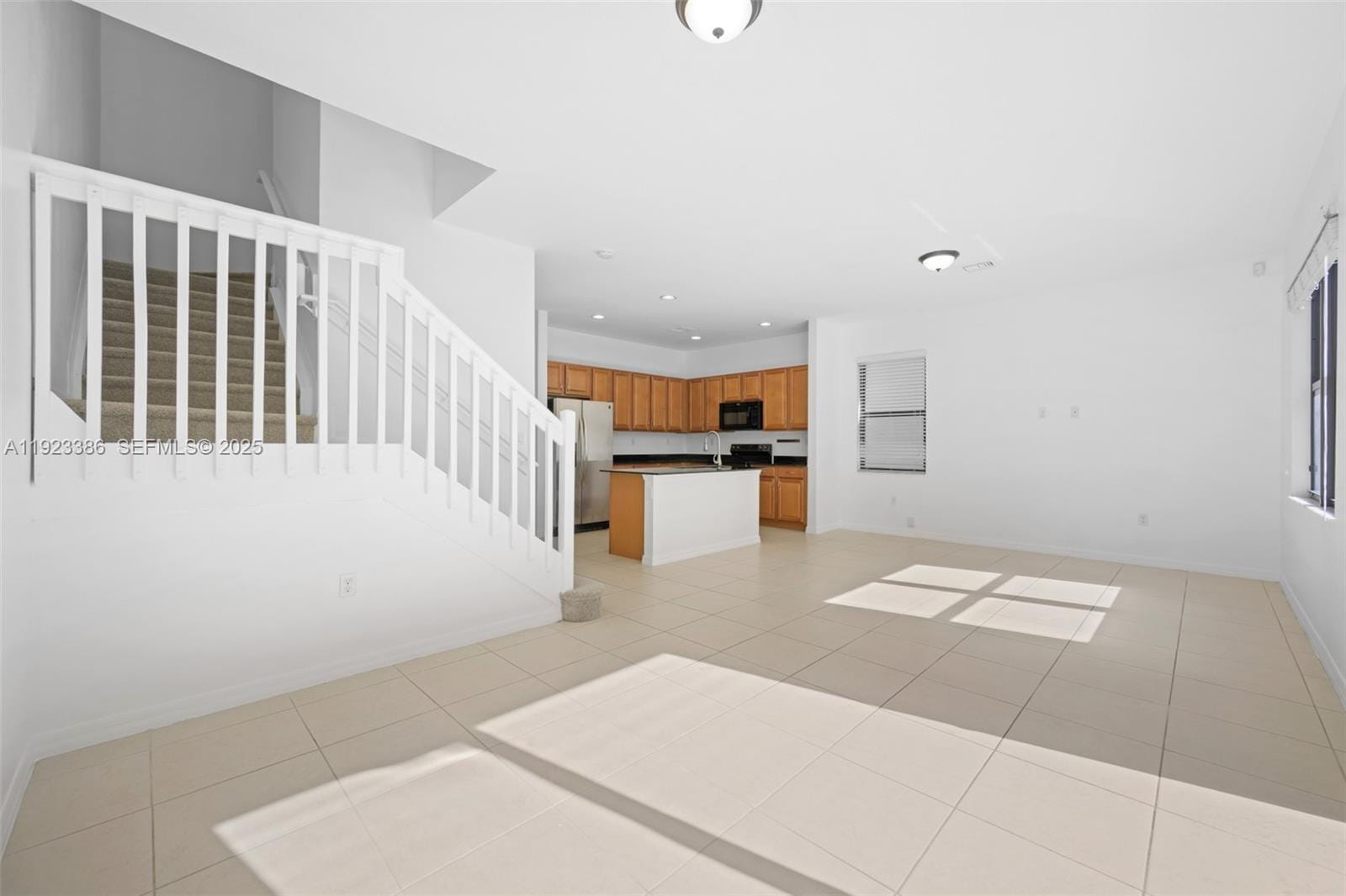 674 NE 191st Terrace, Miami, FL 33179 photo 7
