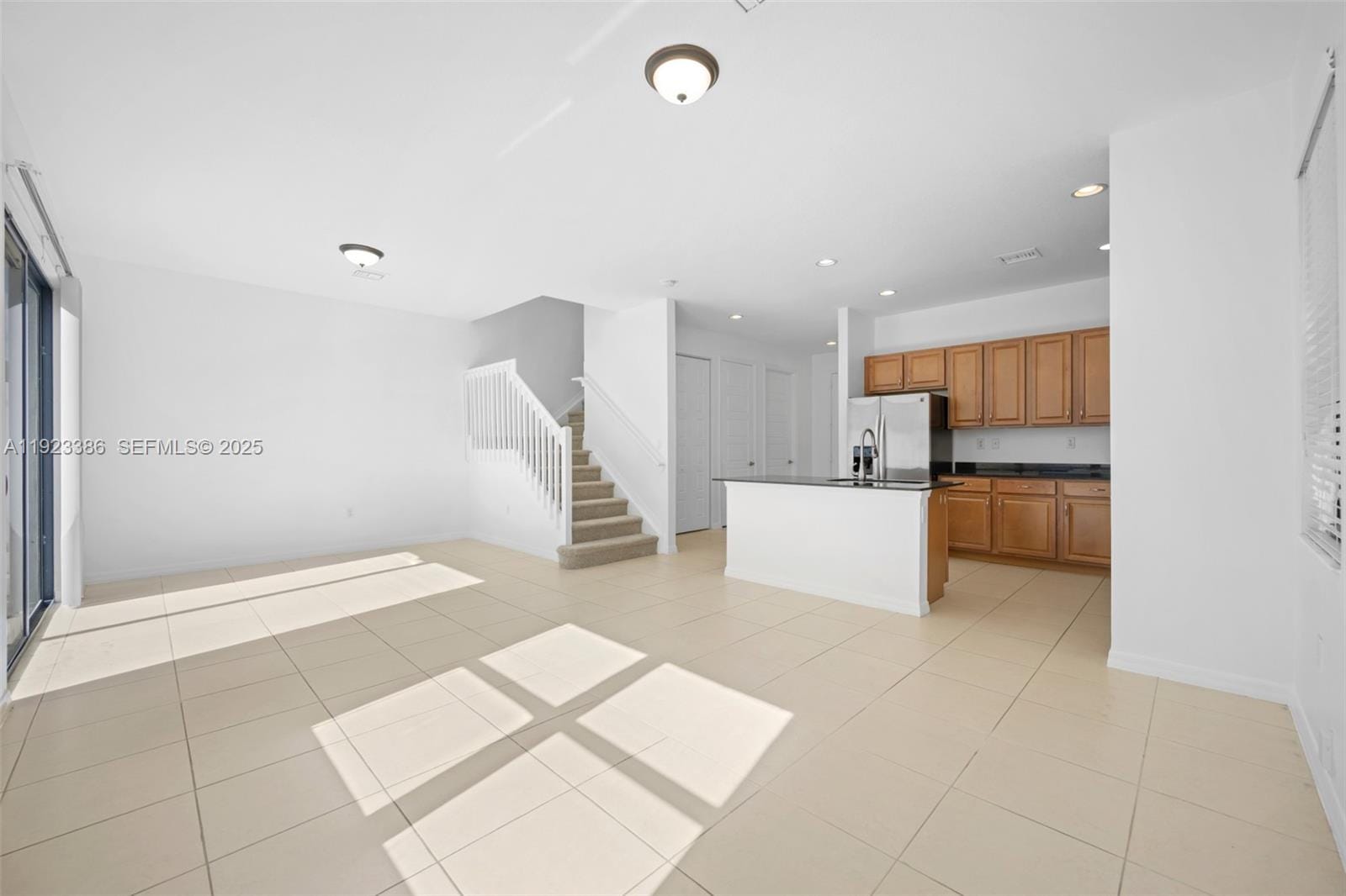 674 NE 191st Terrace, Miami, FL 33179 photo 8