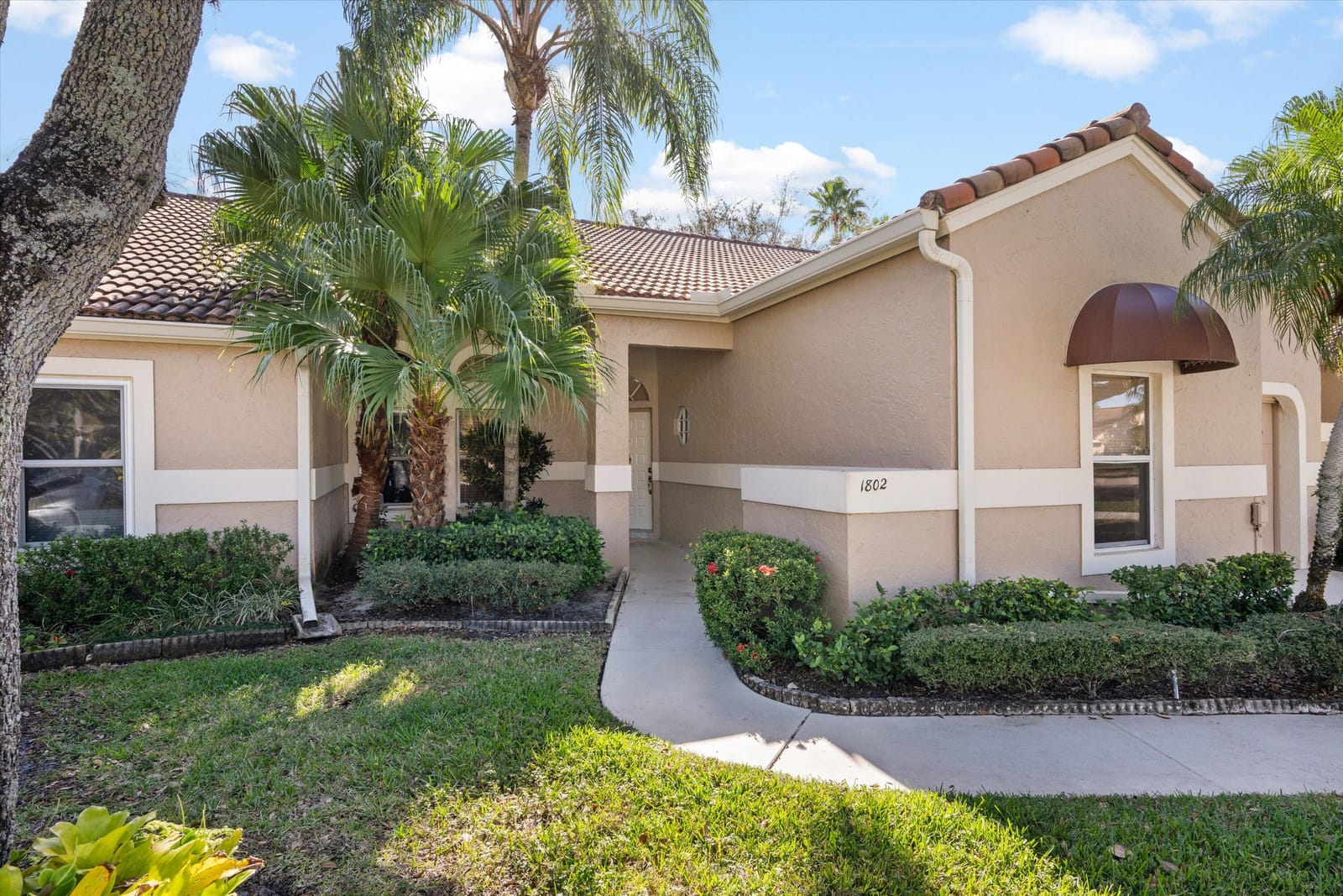 1802 Rosewood Way, Palm Beach Gardens, FL 33418