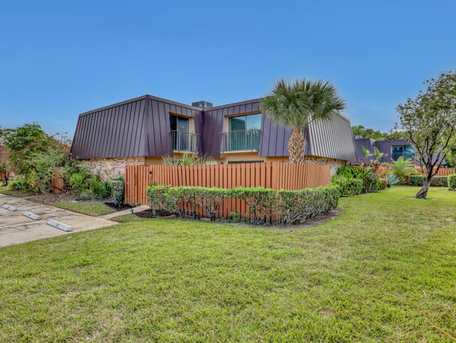 5738 SE Windsong Lane 315, Stuart, FL 34997