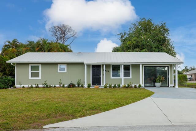 8333 SE Princess Tree Avenue, sold in Poinciana Gardens, Hobe Sound, FL
