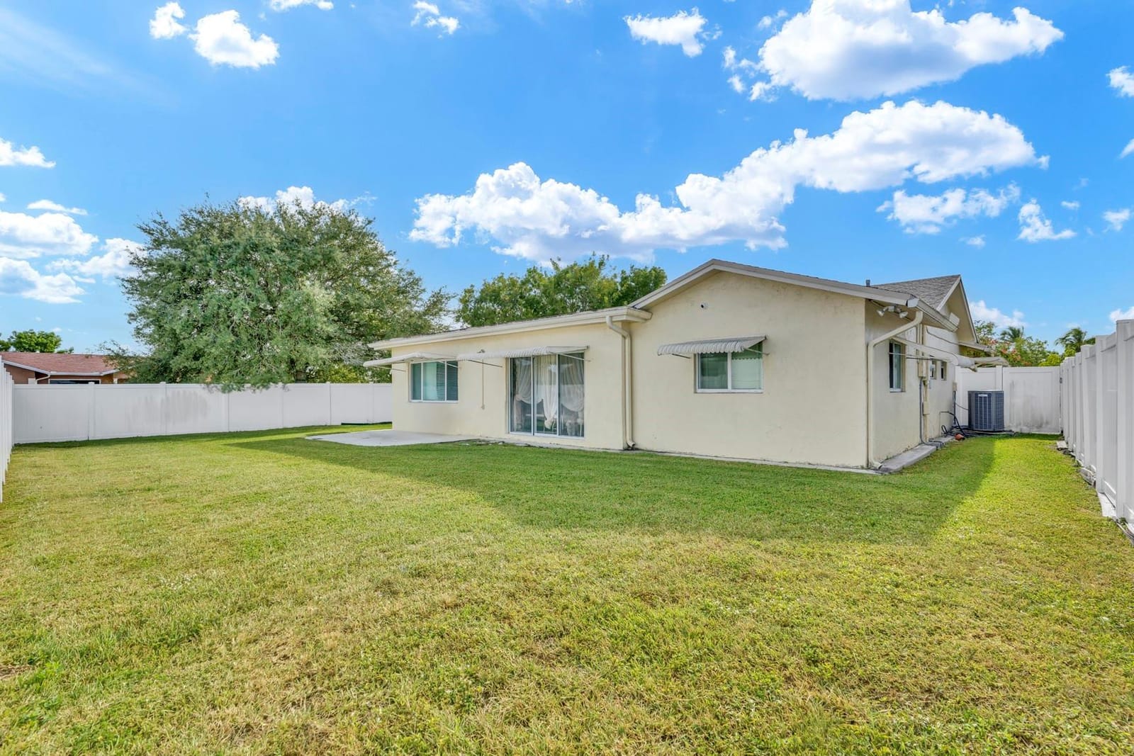 8008 NW 102 Way, Tamarac, FL 33321 photo 24