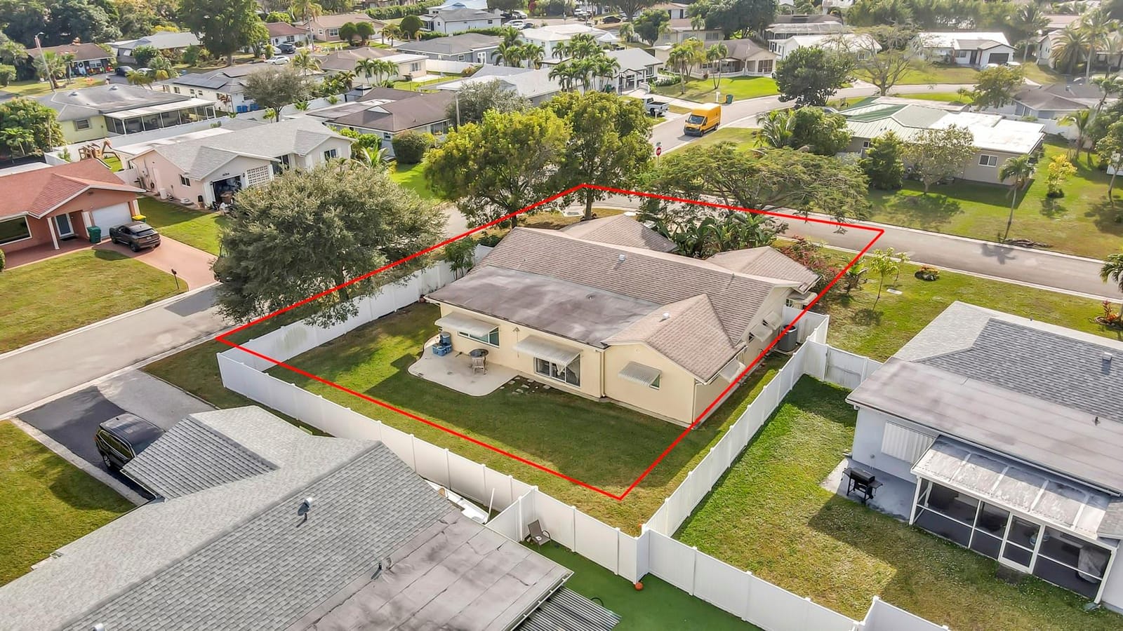 8008 NW 102 Way, Tamarac, FL 33321 photo 27