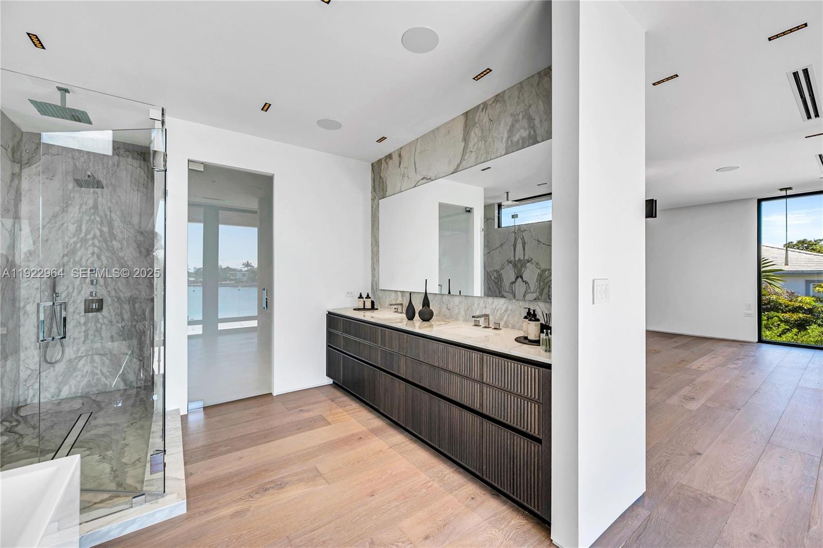 1050 Stillwater Drive, Miami Beach, FL 33141 photo 20