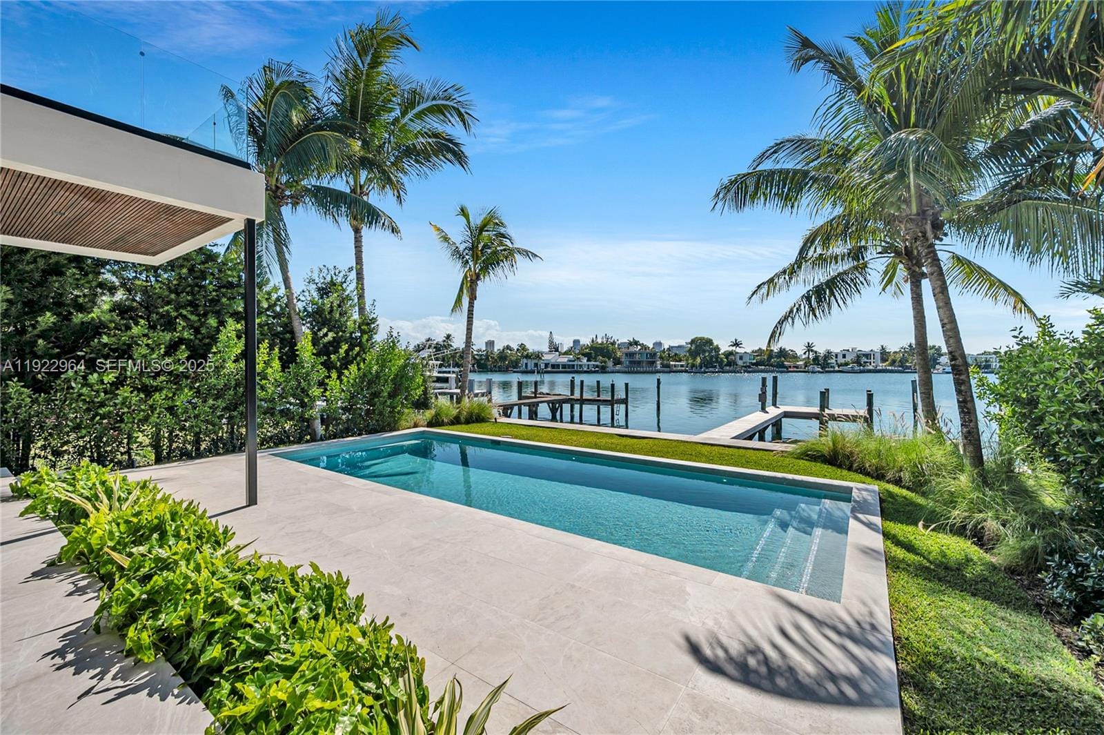 1050 Stillwater Drive, Miami Beach, FL 33141 photo 4