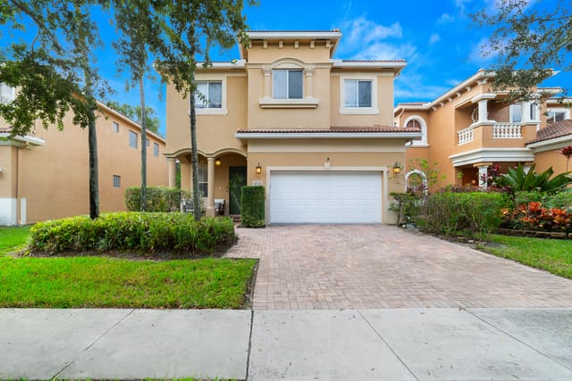 254 Gazetta Way, sold in Terracina Johnson Property, West Palm Beach, FL