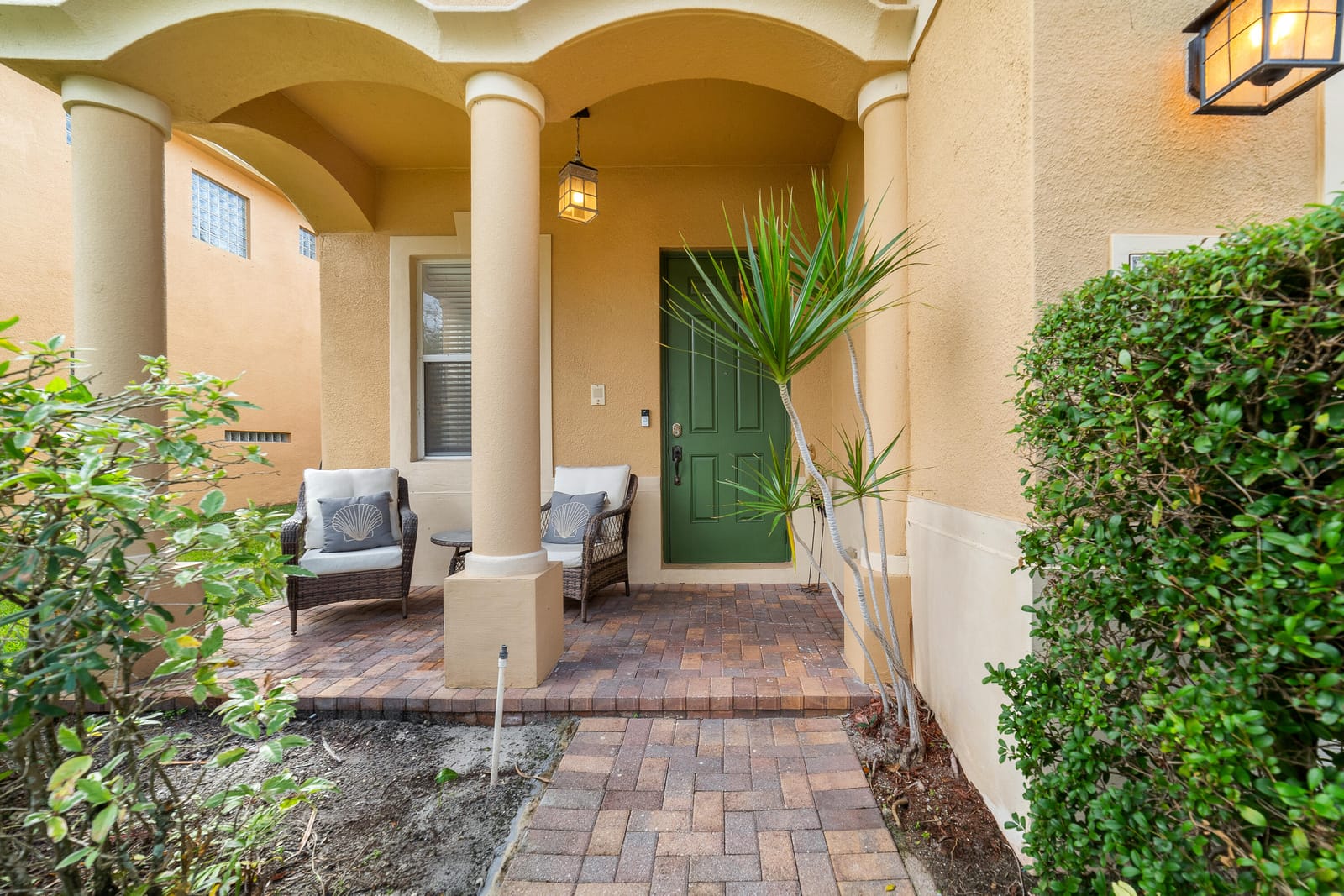 254 Gazetta Way, West Palm Beach, FL 33413 photo 2