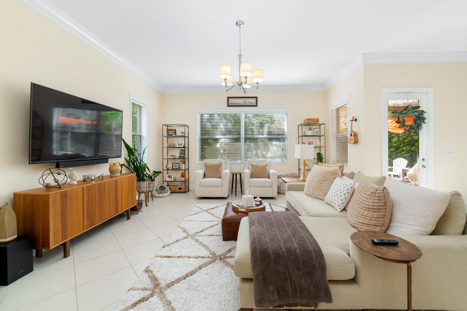 254 Gazetta Way, West Palm Beach, FL 33413 photo 7