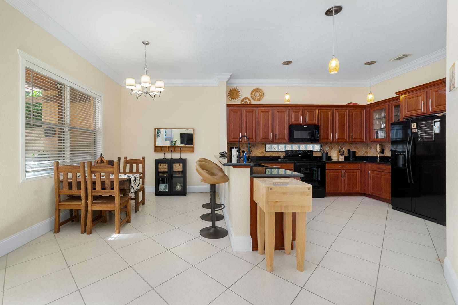 254 Gazetta Way, West Palm Beach, FL 33413 photo 9