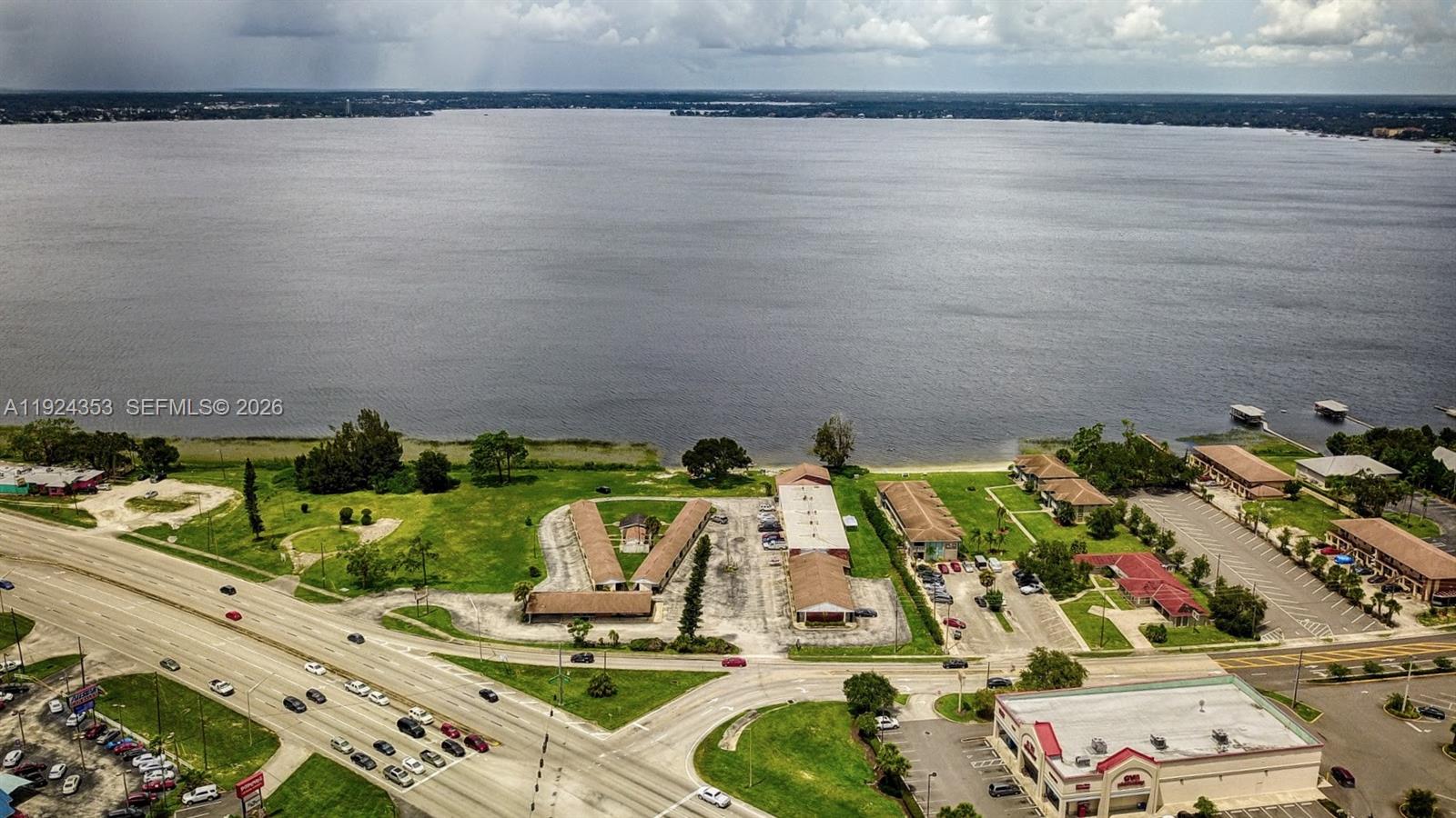 1025 Lakeveiw Drive, Sebring, FL 33870, Sebring
