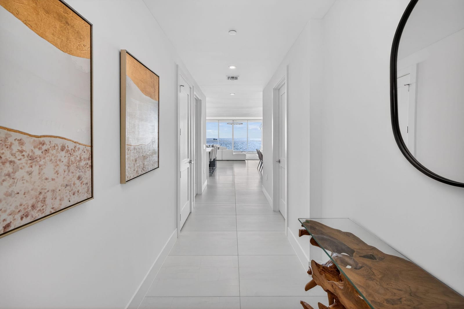153 N Seabreeze Boulevard 901-s — photo 3