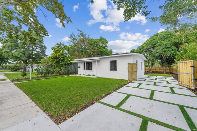 485 NW 132nd Street, North Miami, FL 33168