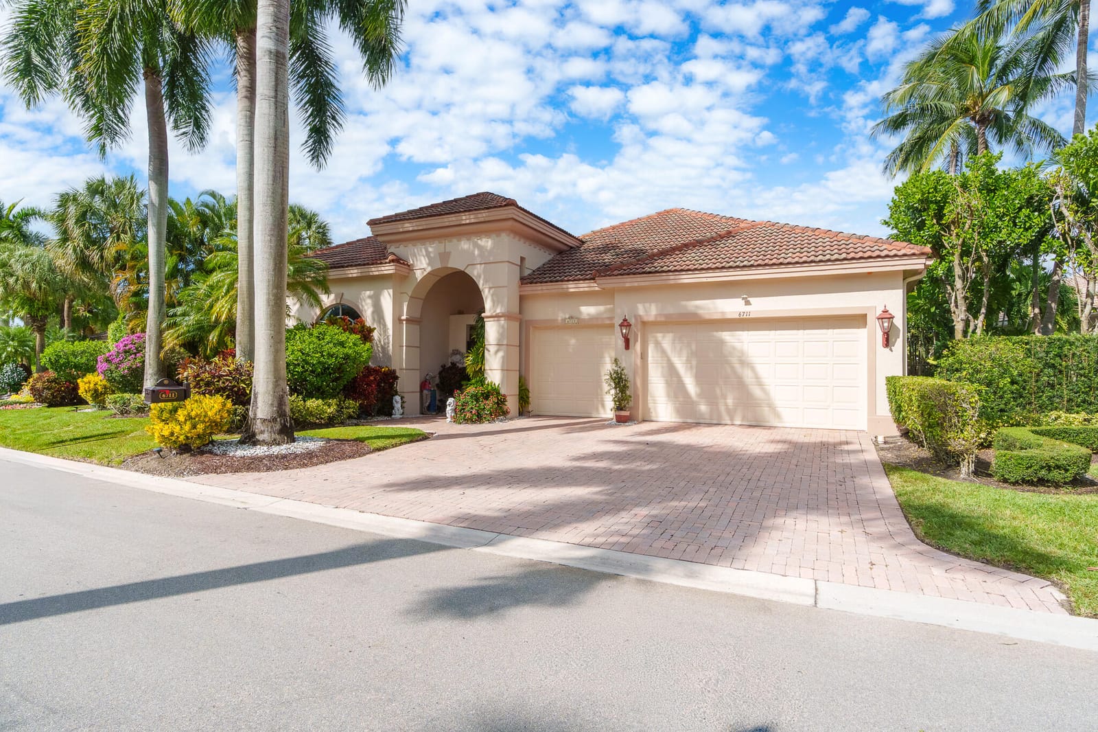 6711 Casa Grande Way, Delray Beach, FL 33446 photo 1