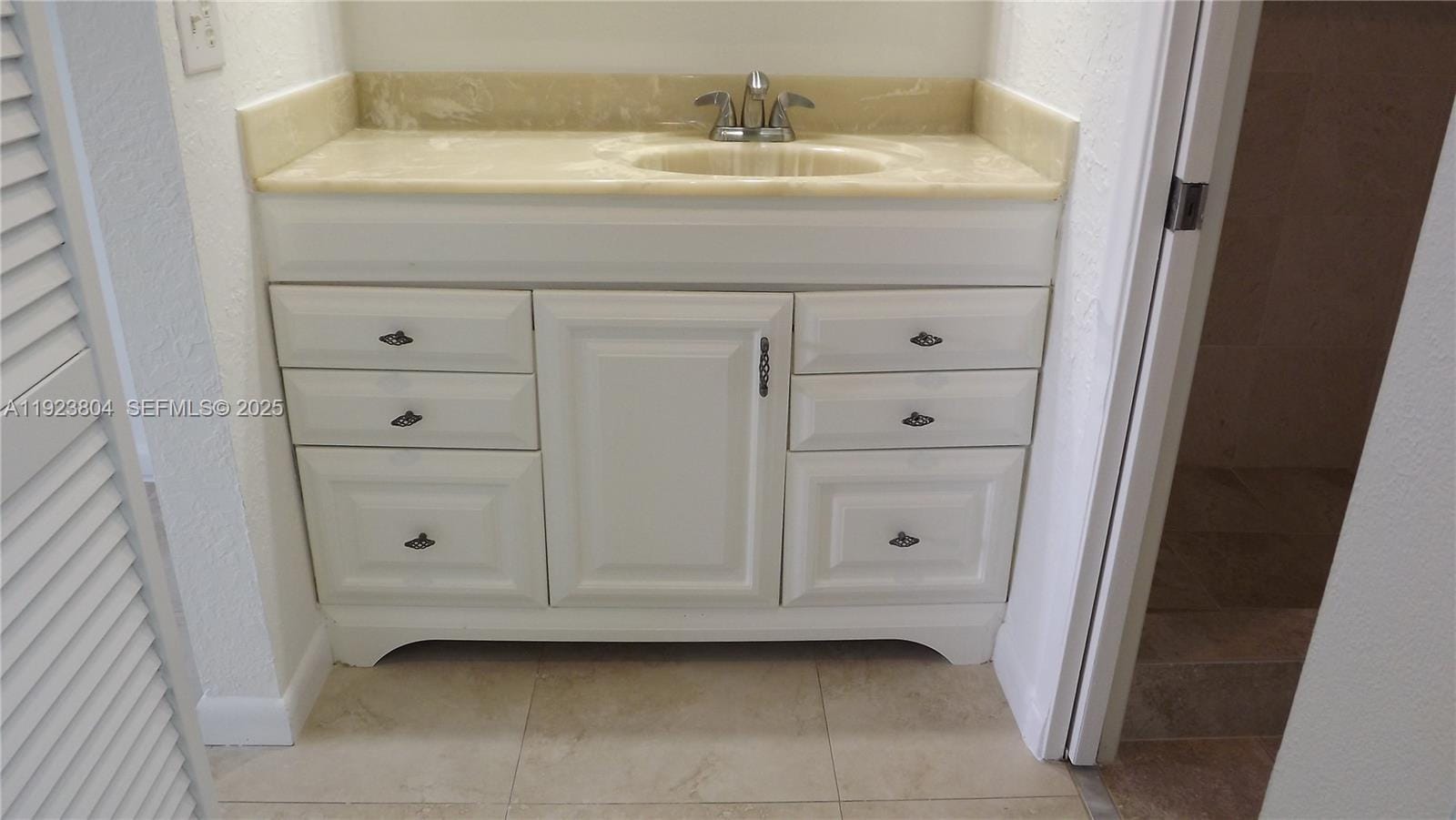 901 SW 128th Terrace 103A — photo 5