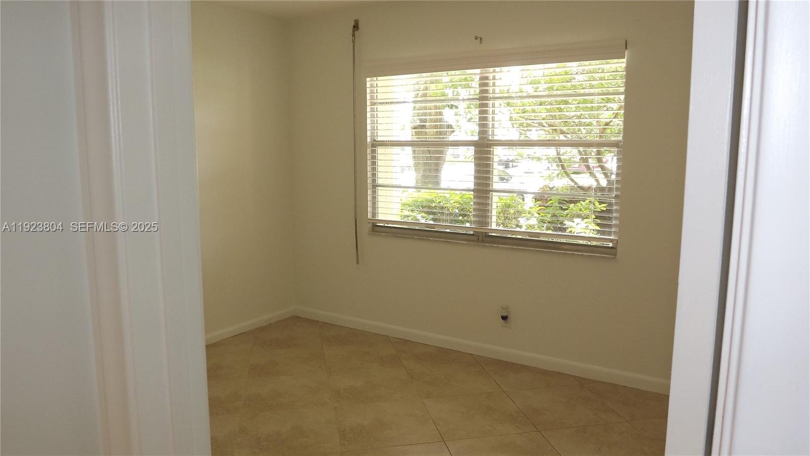 901 SW 128th Terrace 103A — photo 9