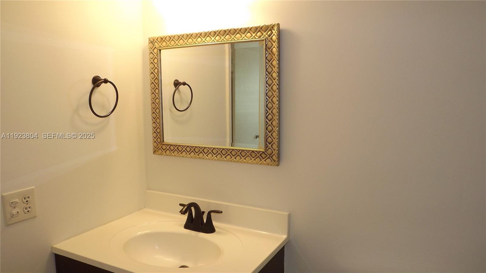 901 SW 128th Terrace 103A — photo 10
