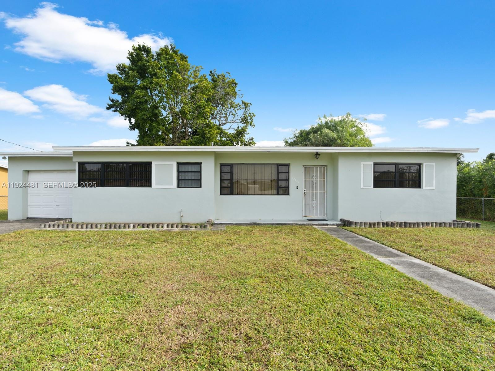 19621 NW 39th Court, Miami Gardens, FL 33055 photo 2