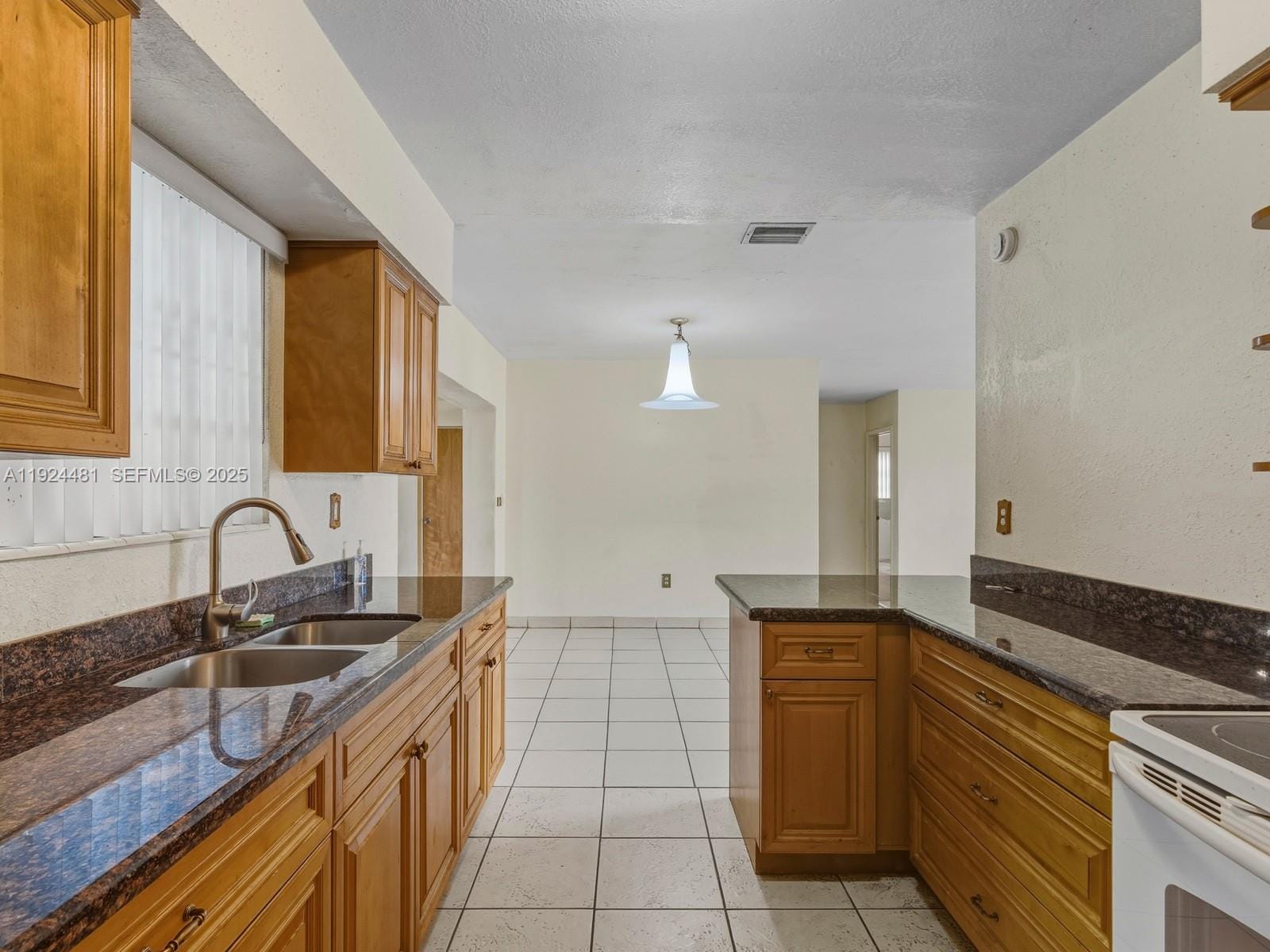 19621 NW 39th Court, Miami Gardens, FL 33055 photo 24