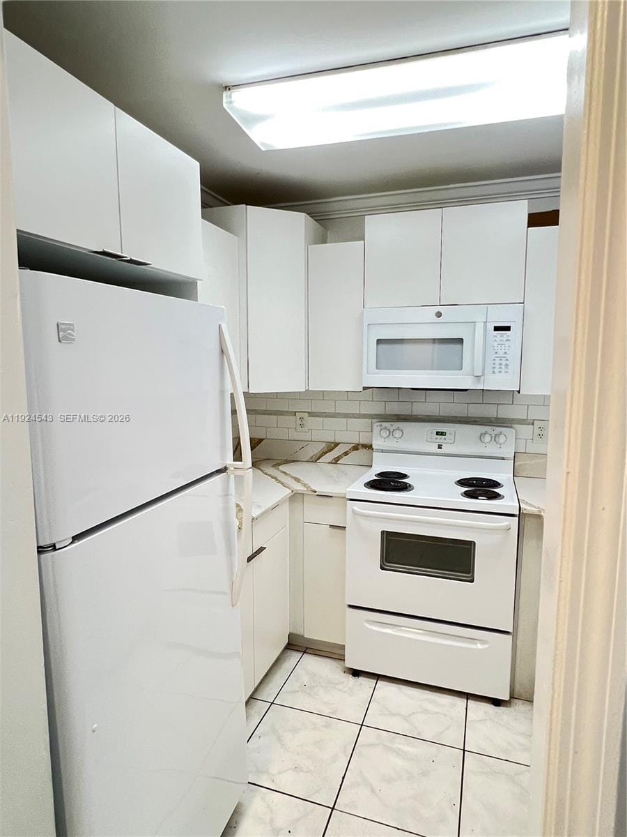 1471 W 43rd Place 302, Hialeah, FL 33012 photo 6