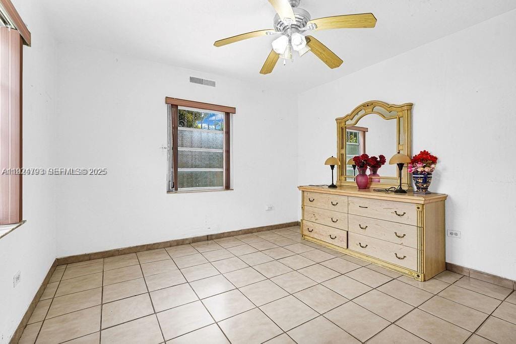 911 E 9th Place, Hialeah, FL 33010 photo 13