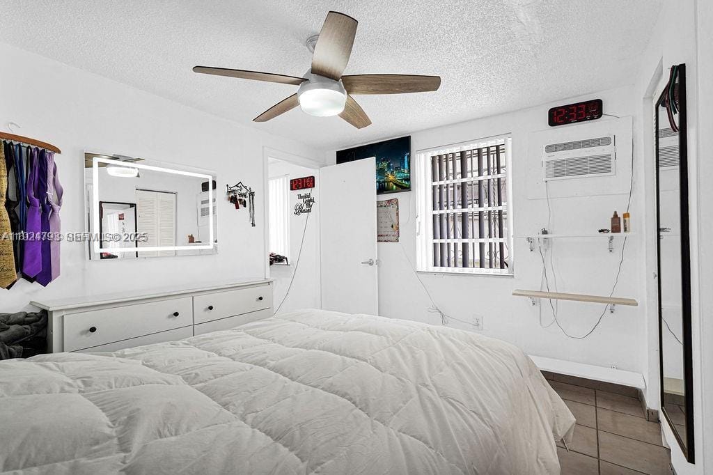 911 E 9th Place, Hialeah, FL 33010 photo 6