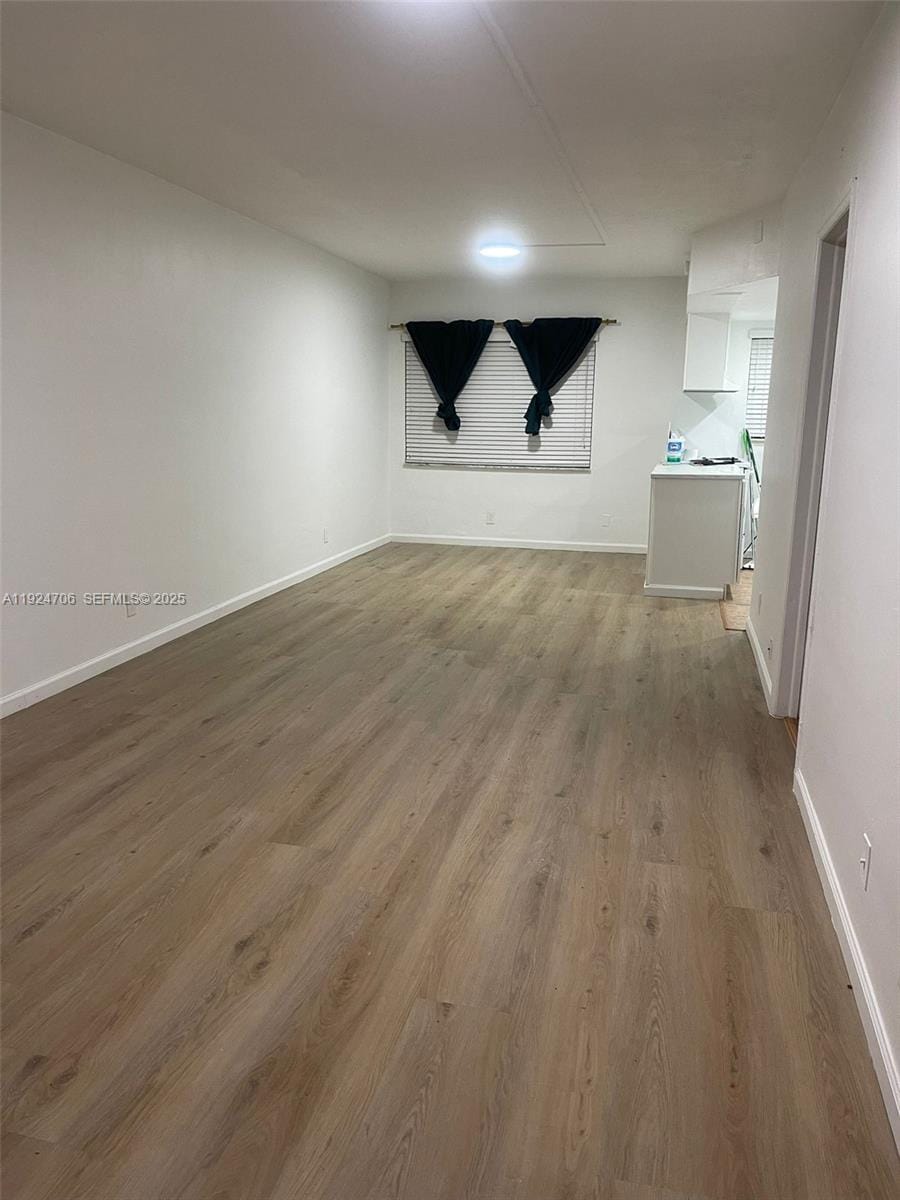 1100 NE 9th Avenue 203 — photo 4