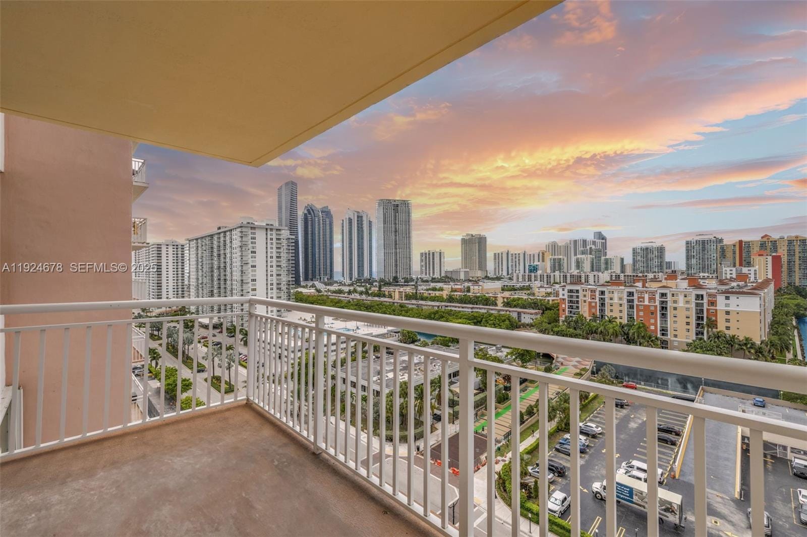 251 174th Street 1415, Sunny Isles Beach, FL 33160 photo 17