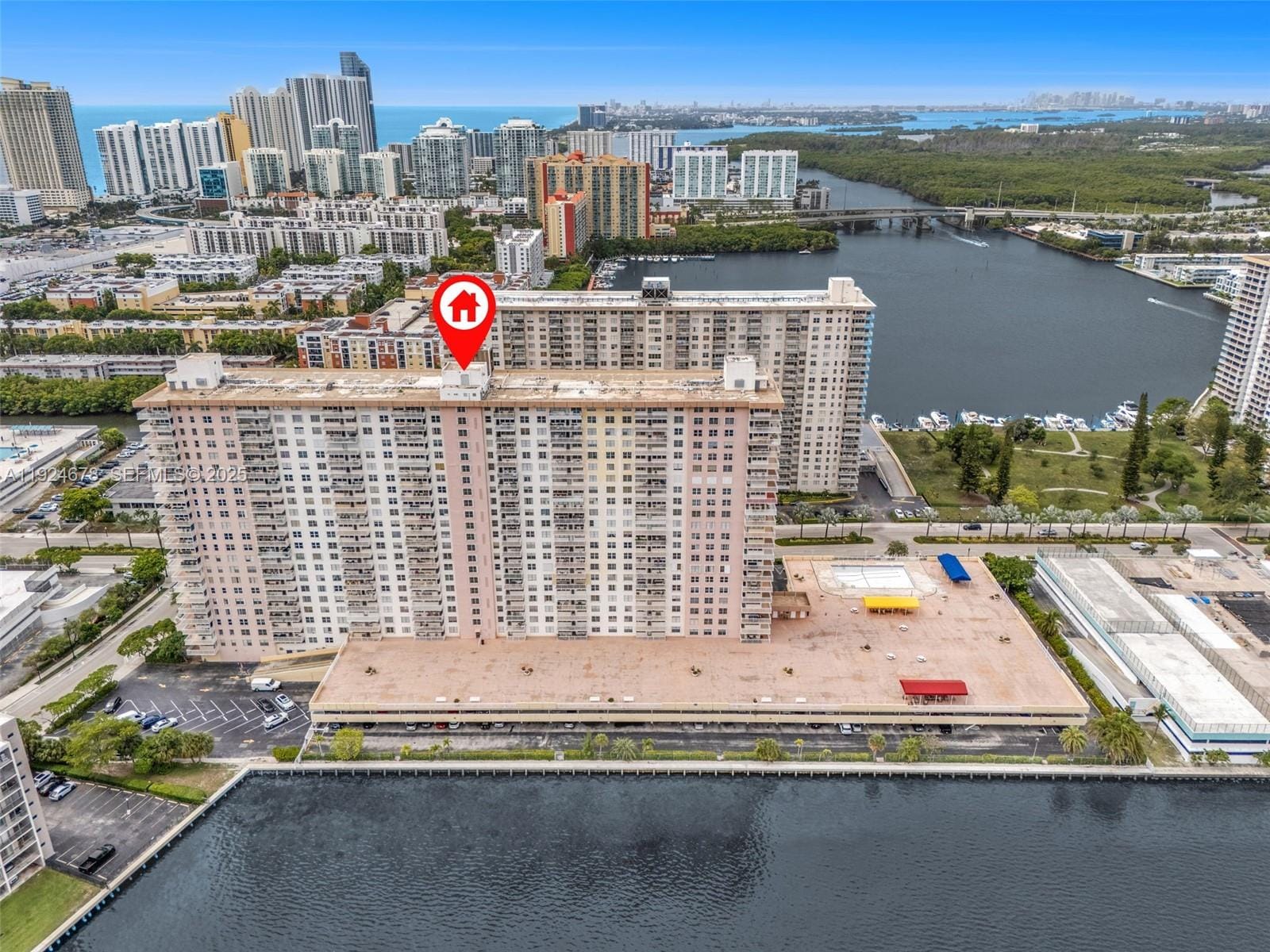251 174th Street 1415, Sunny Isles Beach, FL 33160 photo 19