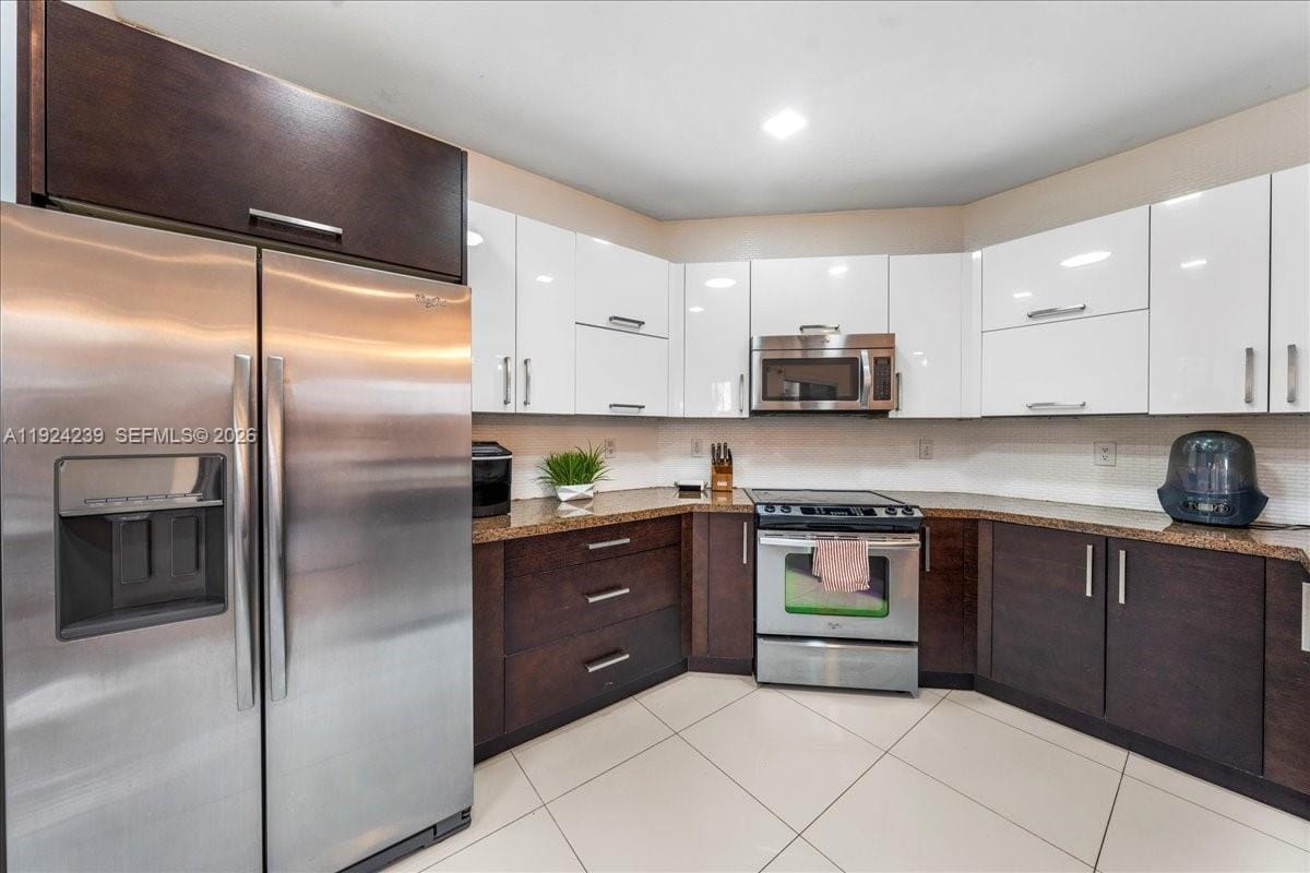984 NW 104th Avenue, Miami, FL 33172 photo 21
