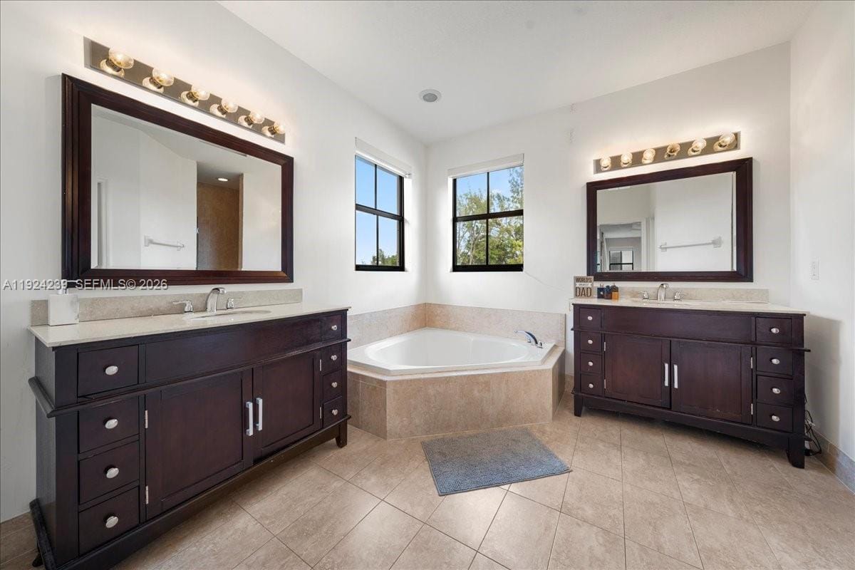 984 NW 104th Avenue, Miami, FL 33172 photo 26