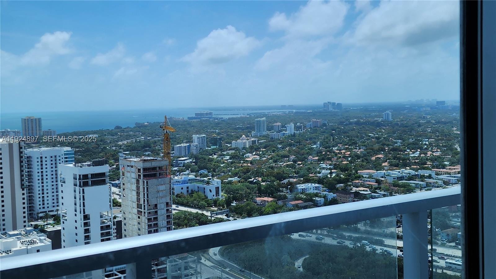 185 SW 7th Street 3814, Miami, FL 33130 photo 11