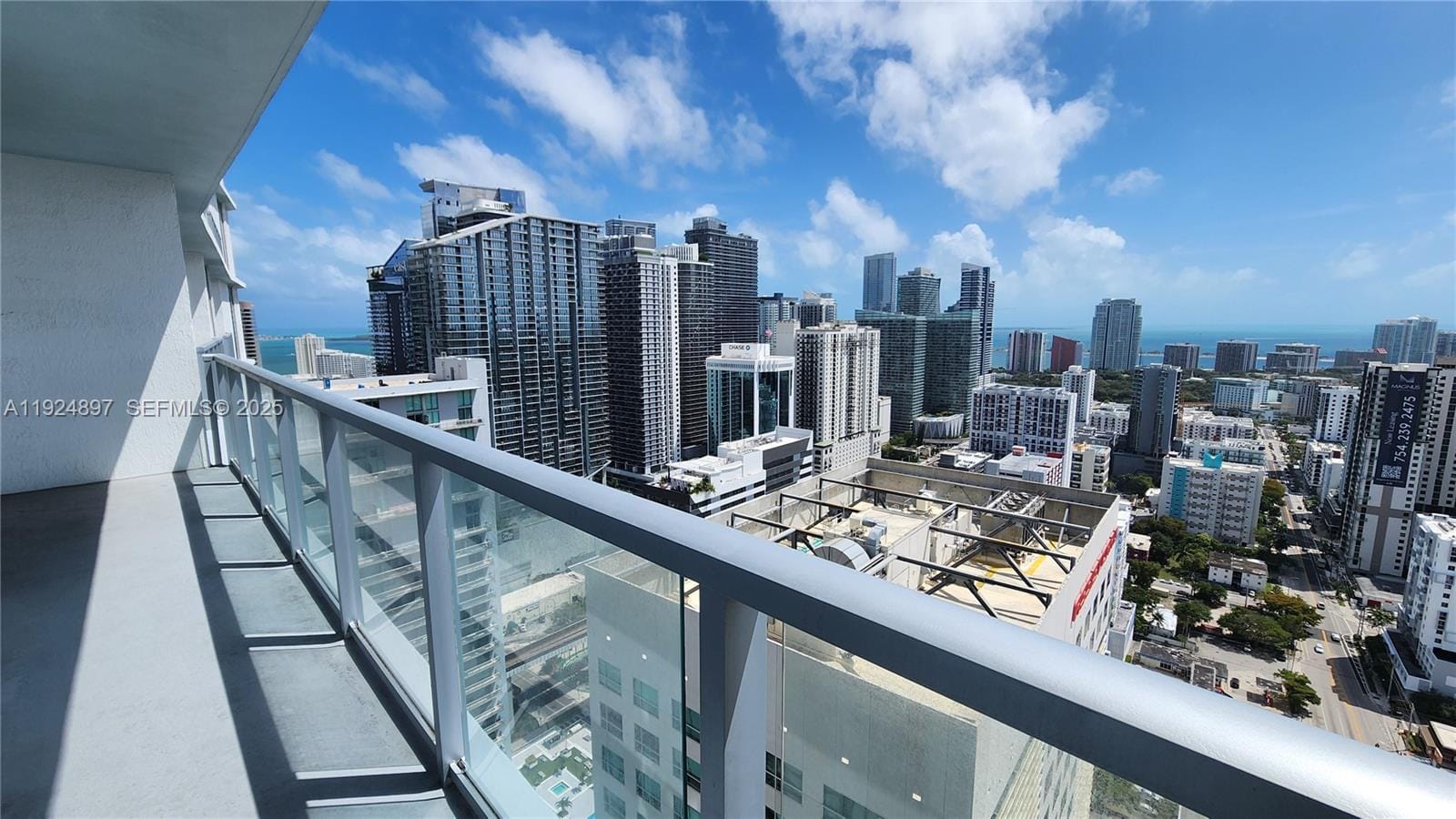 185 SW 7th Street 3814, Miami, FL 33130 photo 13